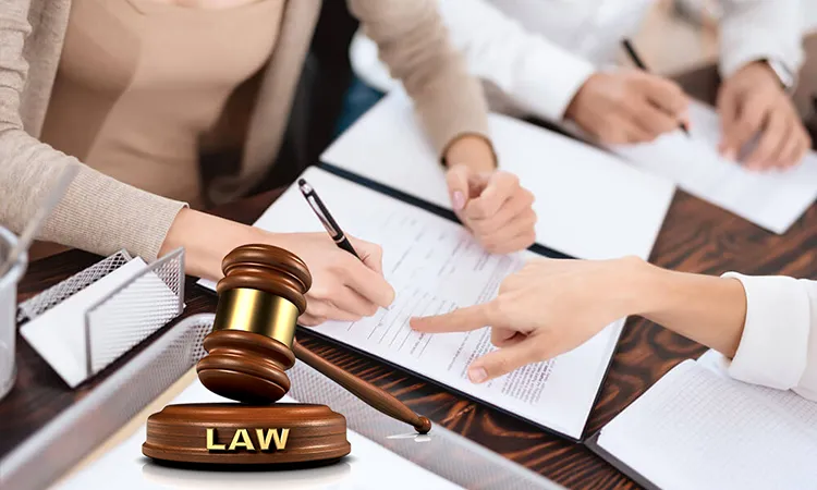 مراحل دریافت حکم جلب سرقت خودرو.