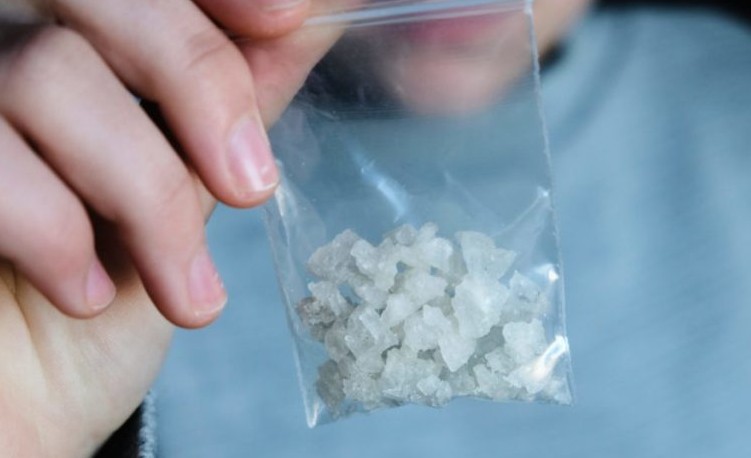 مجازات حمل شیشه در قانون جدید.